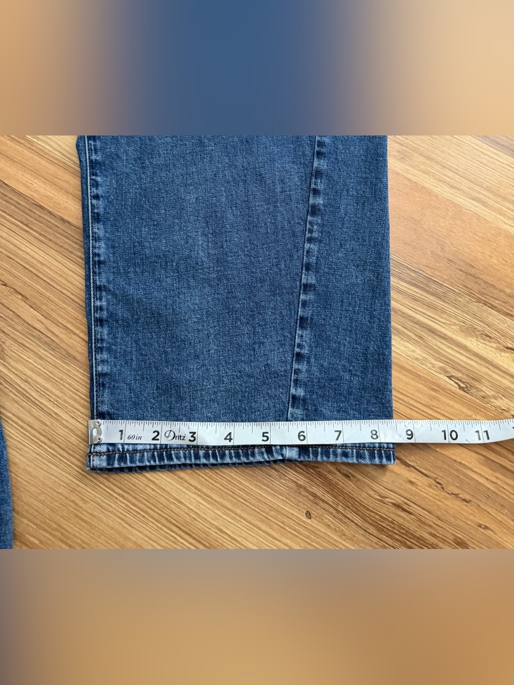White House Black Market Extra High Rise Barrel Jeans Size 12 - Picture 8 of 10